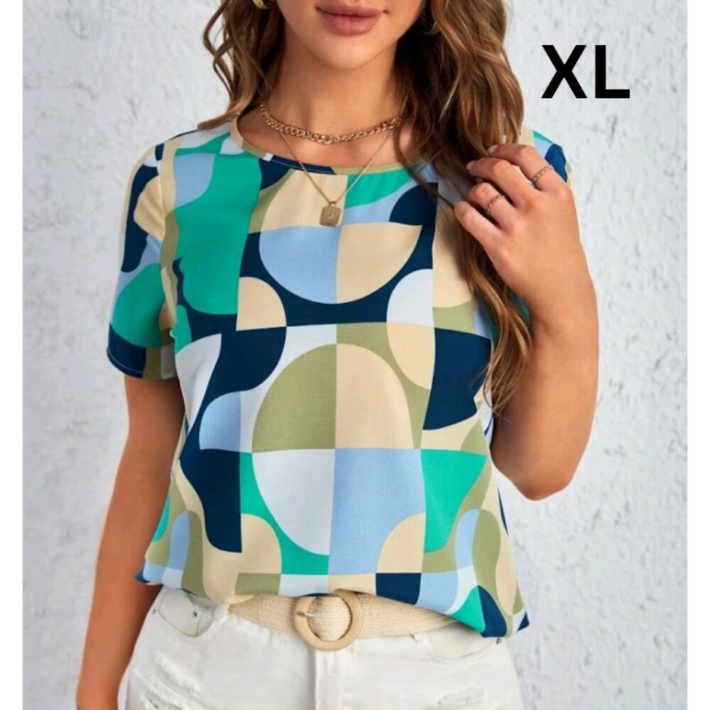 Emery Rose Geometric Short Sleeve Top - Blue and Green